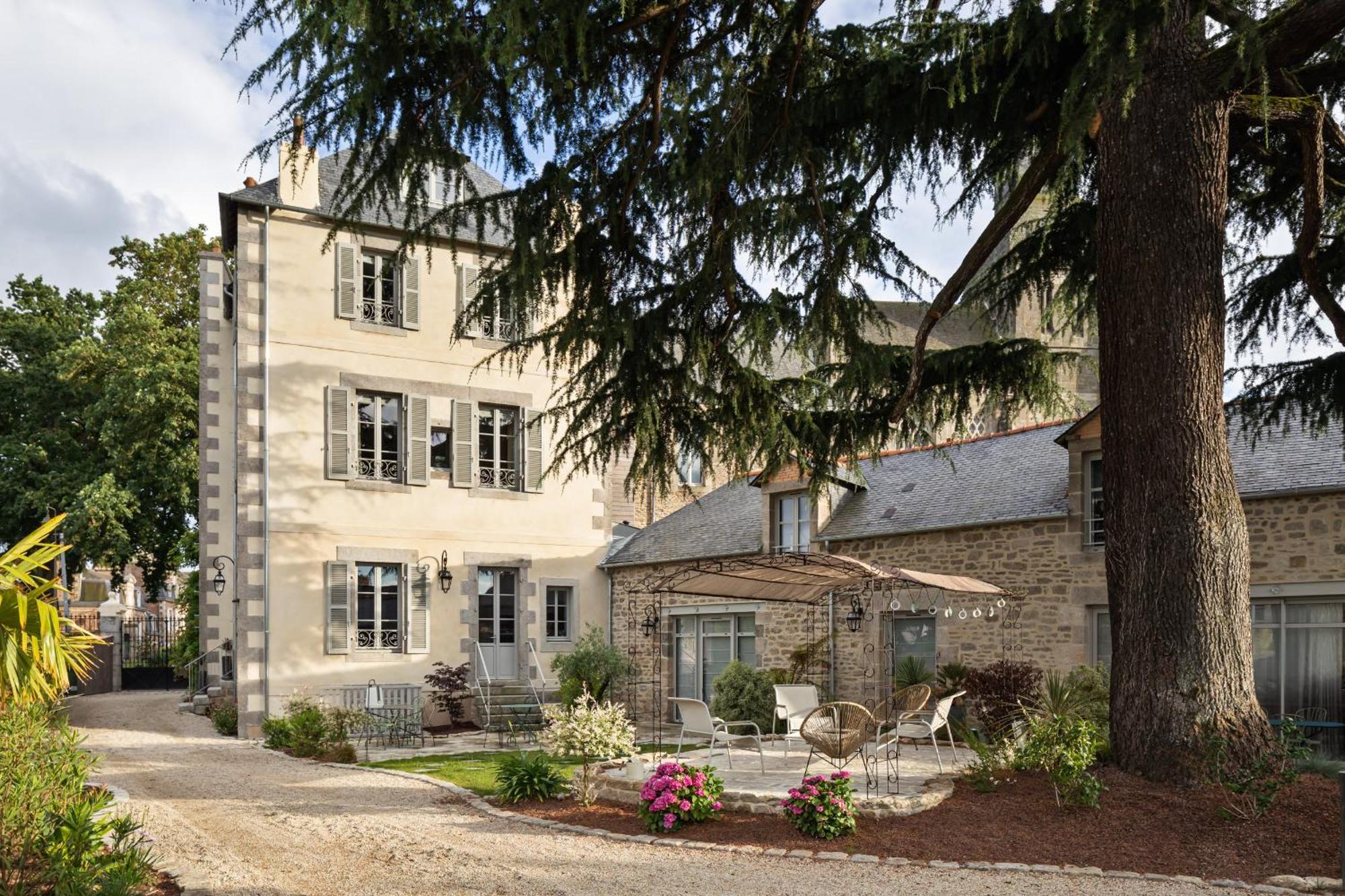Clos Du Cedre - Chambres D'Hotes D'Exception, Luxury B&B A 디난 외부 사진